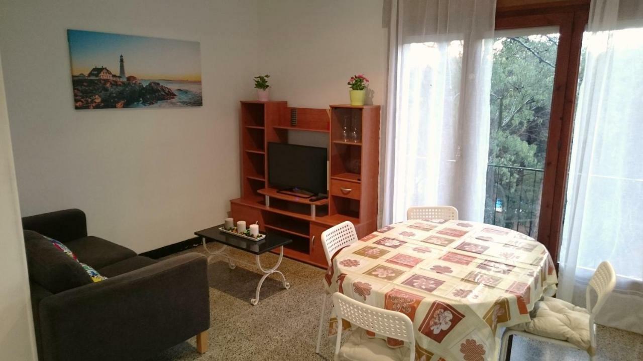 Apartamentos Juan Jose リョレート・デ・マル エクステリア 写真
